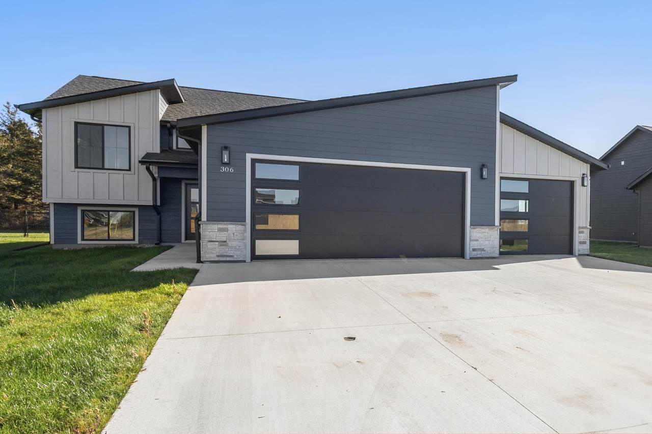 306 Audra Drive - Photo 1