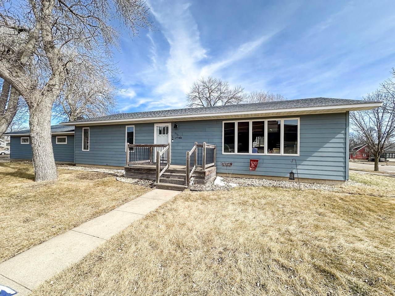 306 Sherwood Avenue - Photo 1