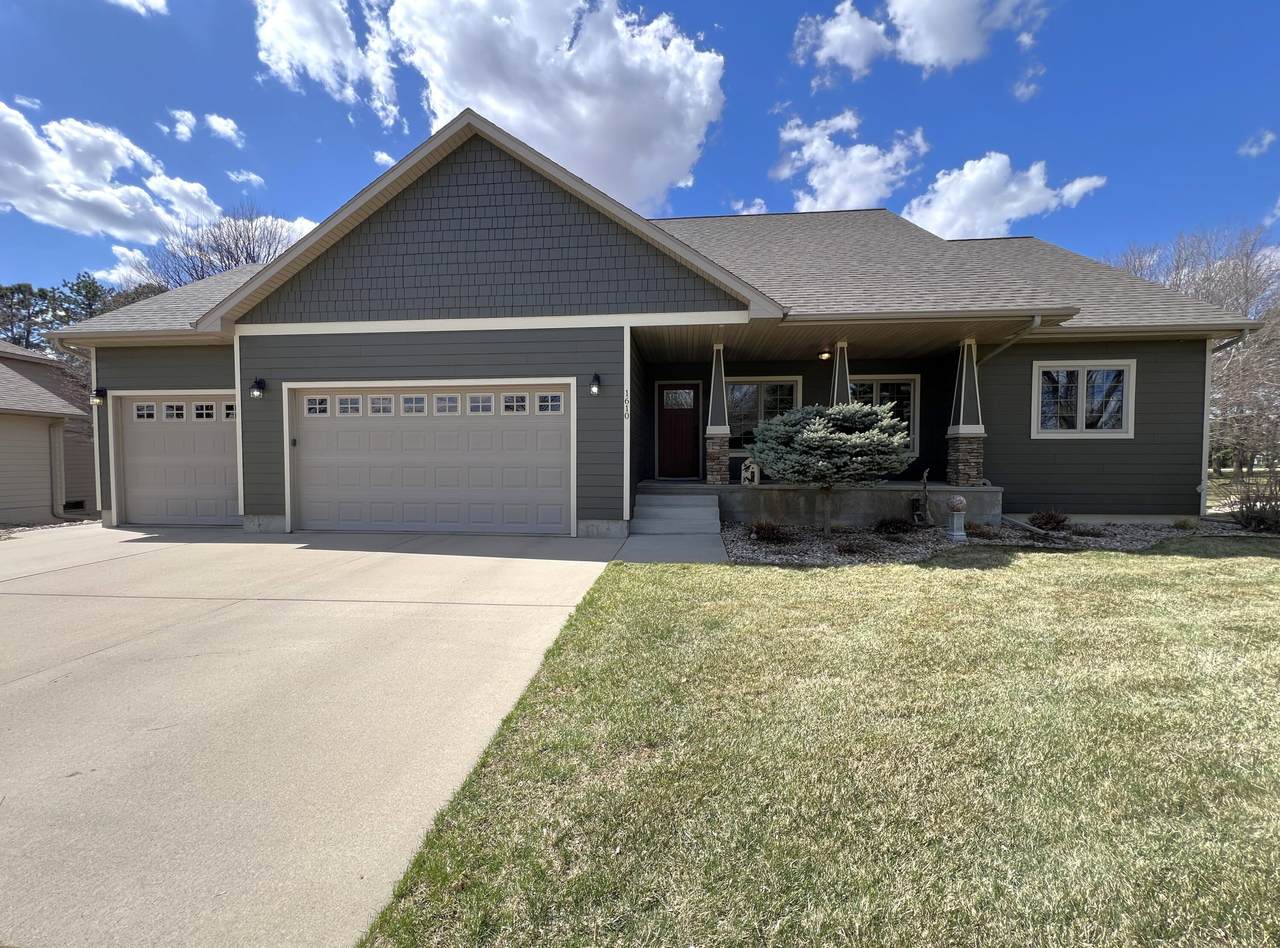 1610 Overlook Ridge Road - Photo 1