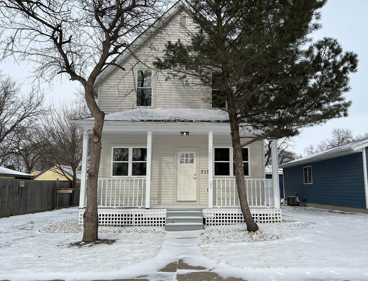 719 3rd Street - Photo 1