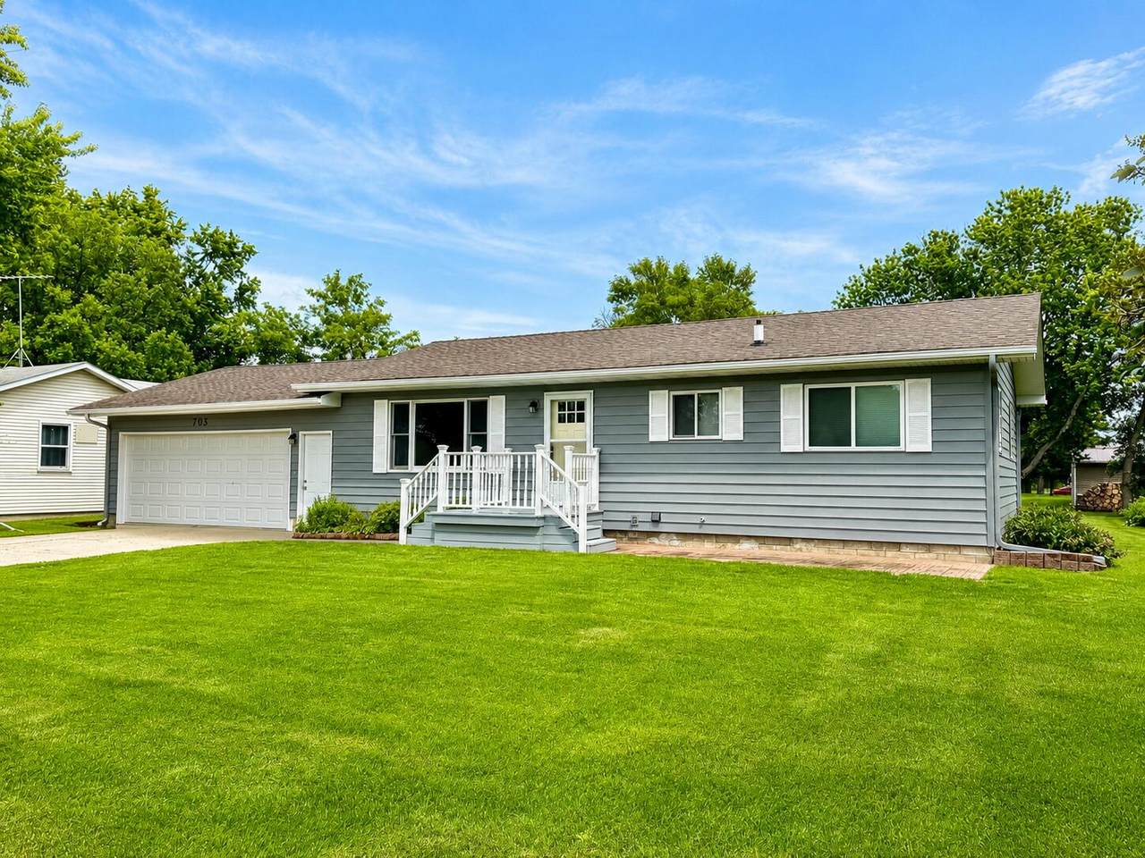 705 Highland Street - Photo 1