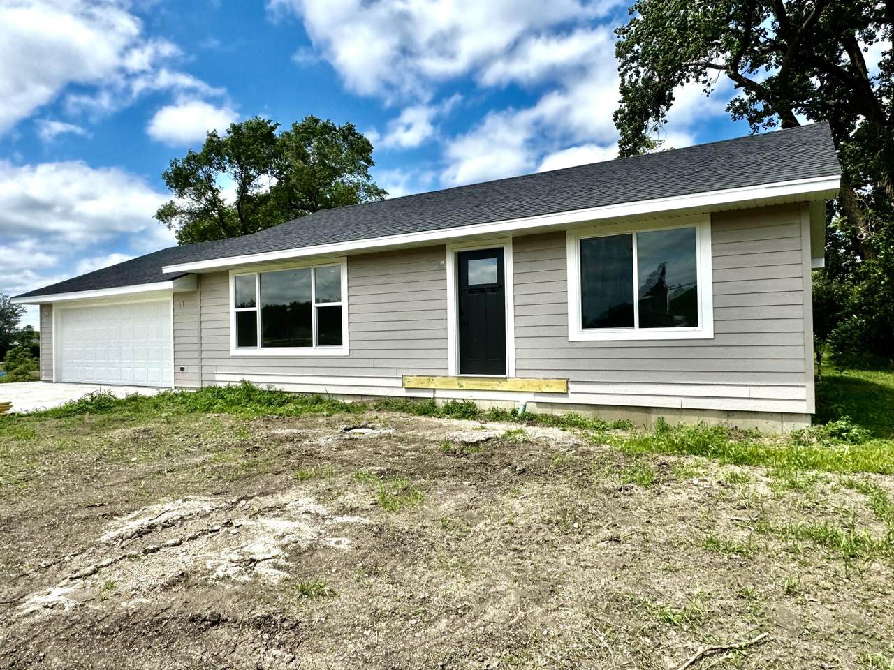 206 6th Street - Photo 1