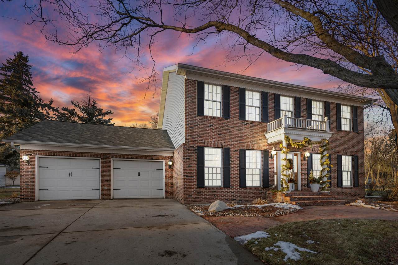 701 Park Ave Circle - Photo 1