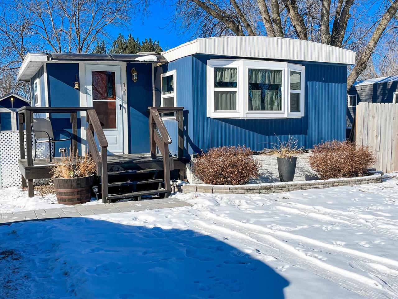 521 12th Street - Photo 1