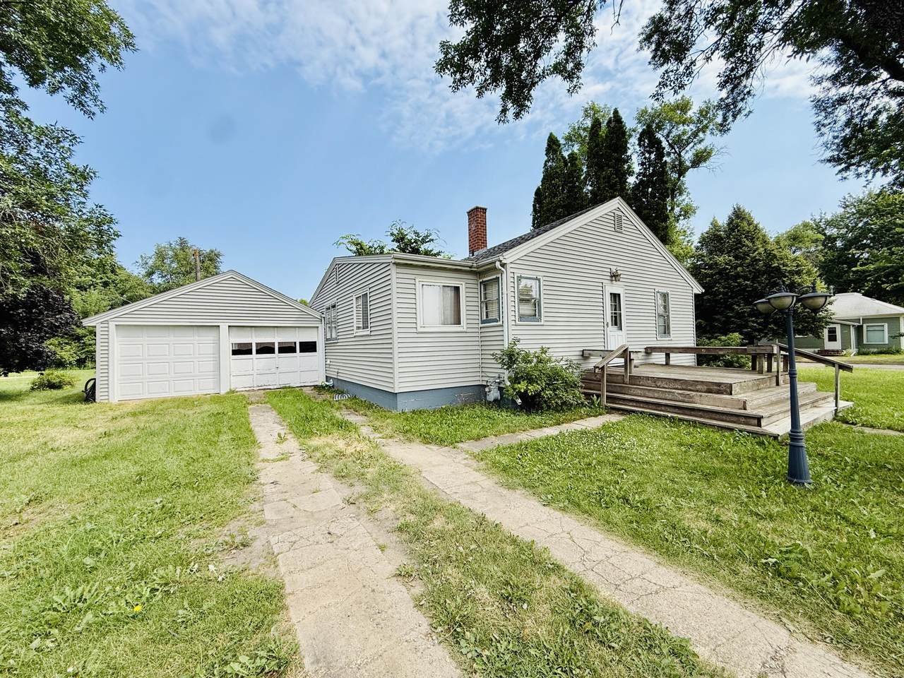 209 Lee Street - Photo 1