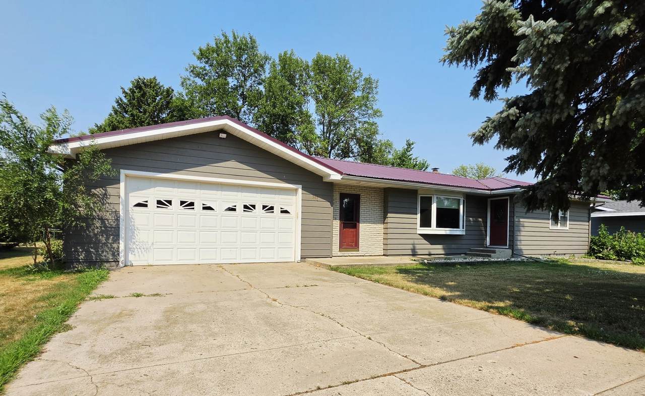 303 Manor Avenue - Photo 1