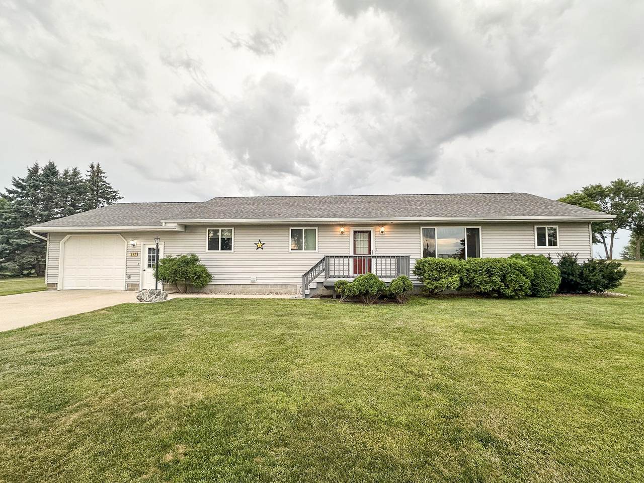 612 Cherry Street - Photo 1