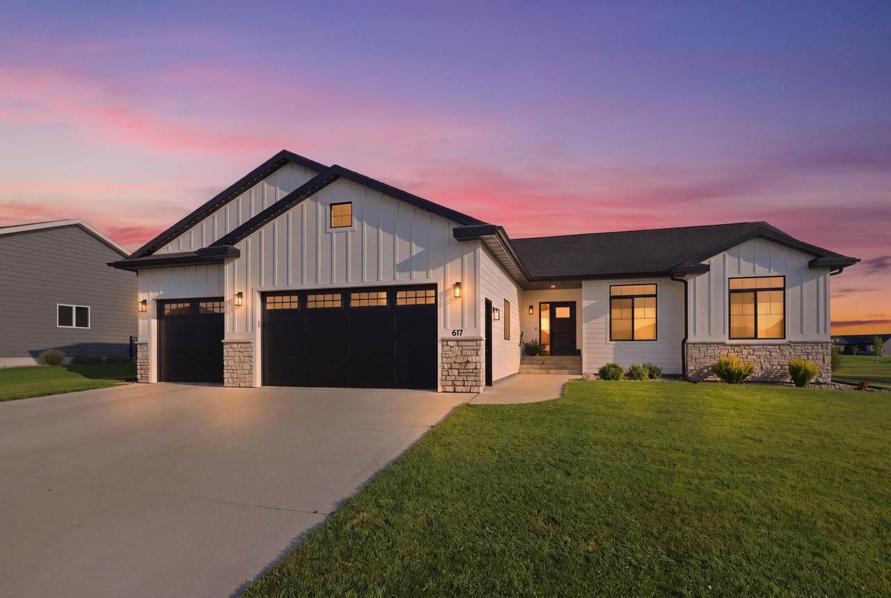 617 Swallow Ridge - Photo 1