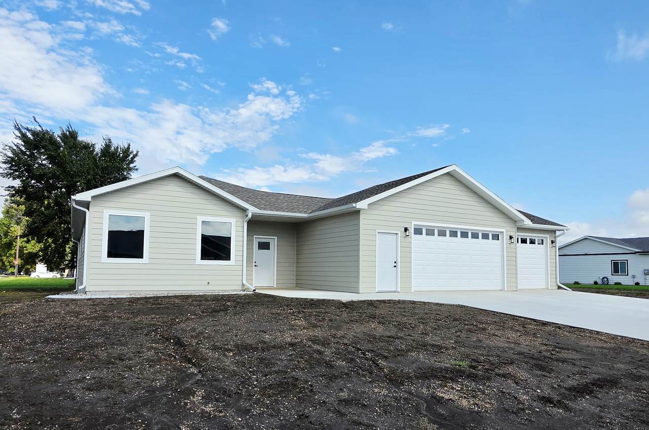 704 5th Street - Photo 1