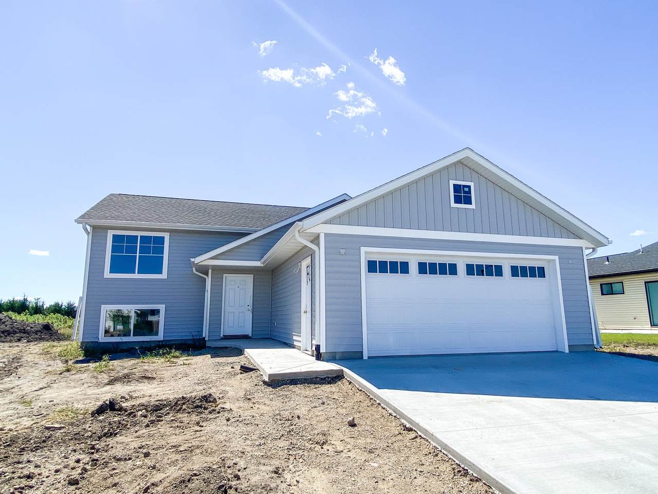 2512 Dean Court - Photo 1