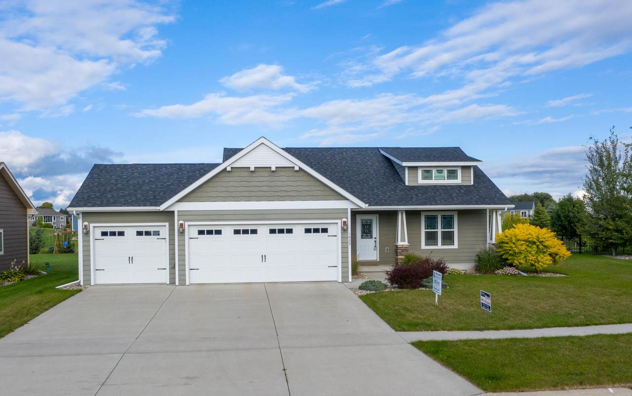 1829 Tanbury Lane - Photo 1