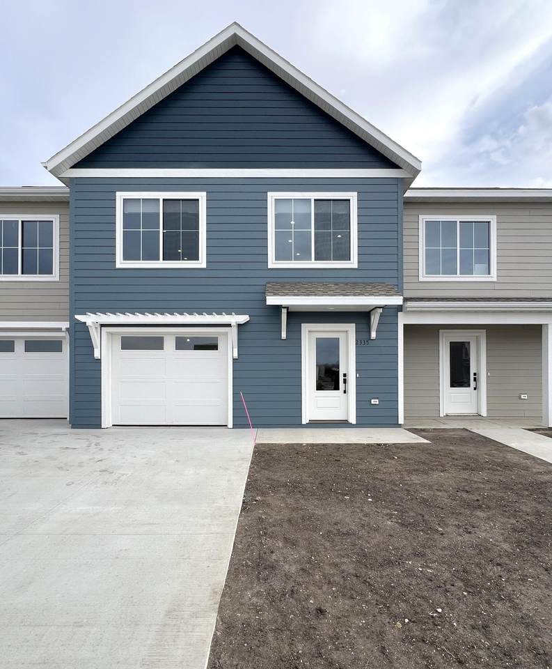 2335 Oak Branch Avenue - Photo 1