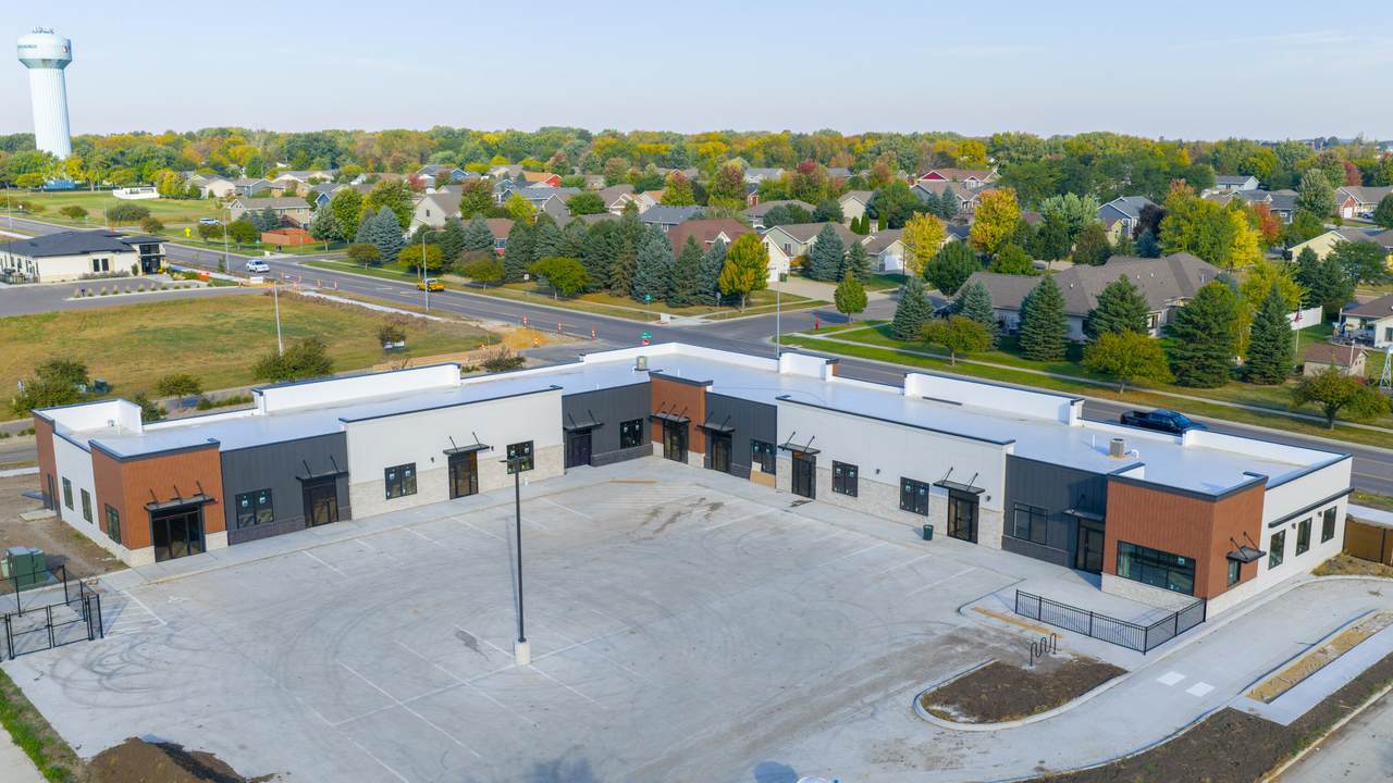  20th And Tallgrass - Photo 1