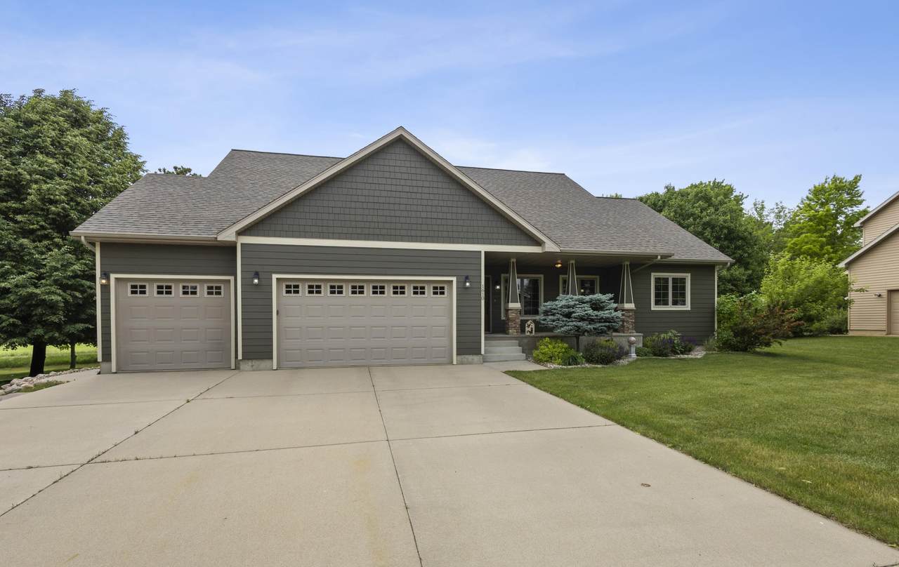 1610 Overlook Ridge Road - Photo 1