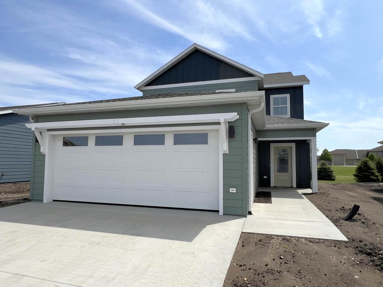 2429 Oak Branch Avenue - Photo 1
