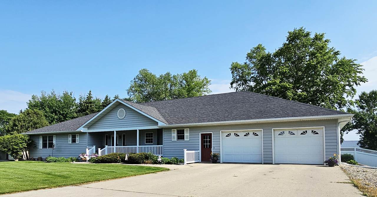 202 Front Street - Photo 1