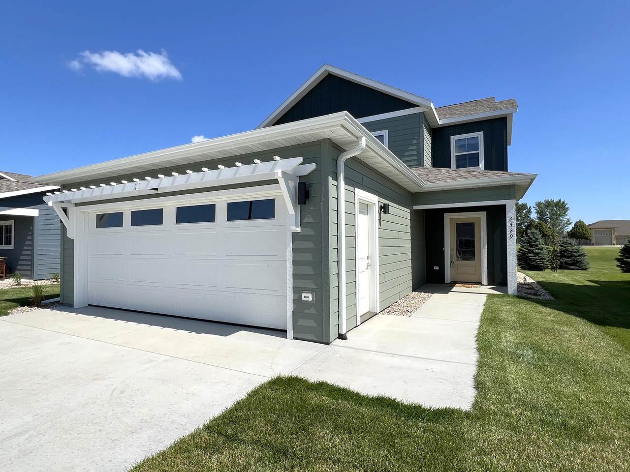 2429 Oak Branch Avenue - Photo 1