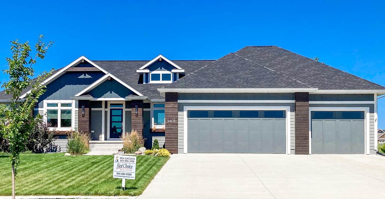 1401 Windermere Way - Photo 1