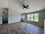 305 Lilac Avenue - Photo 5