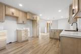 323 Dakota Avenue - Photo 9