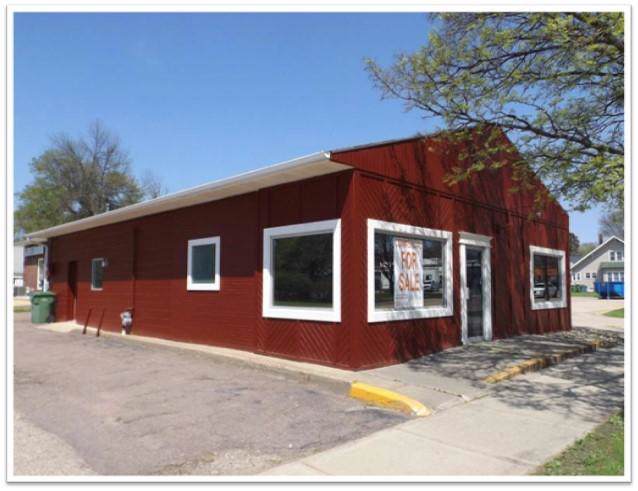 517 6th Street - Photo 1