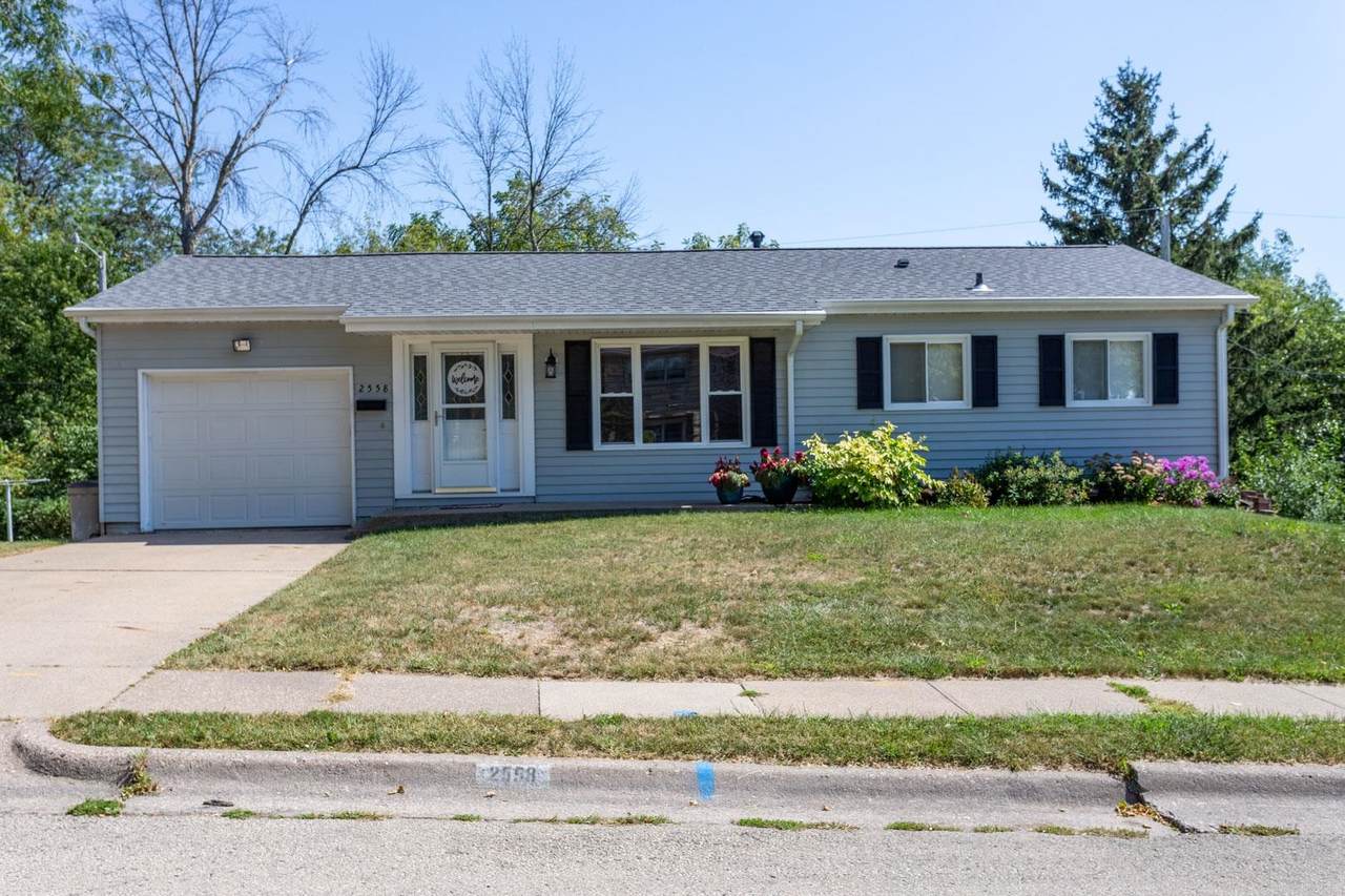 2558 Marywood Drive - Photo 1