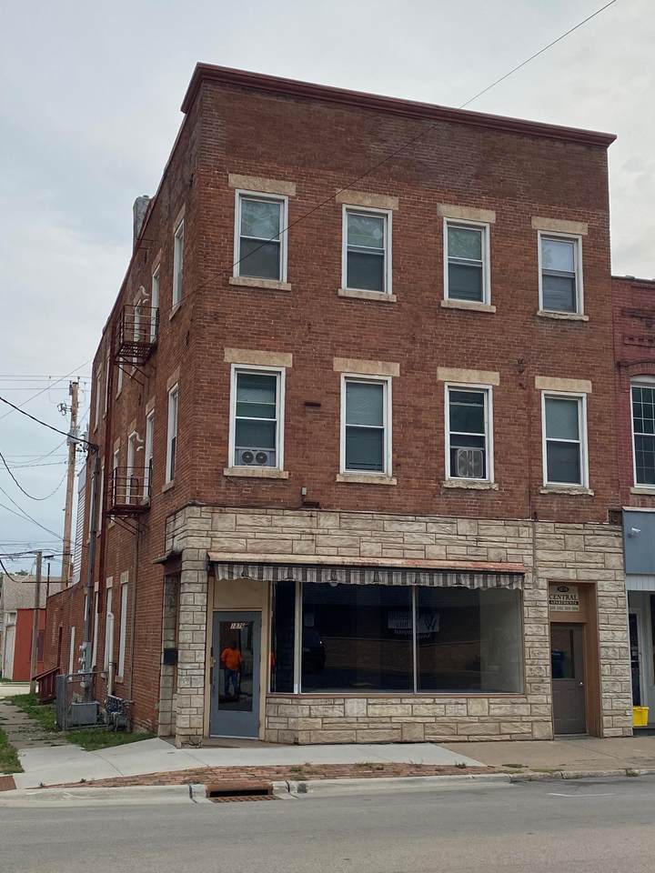 1876 Central Avenue - Photo 1