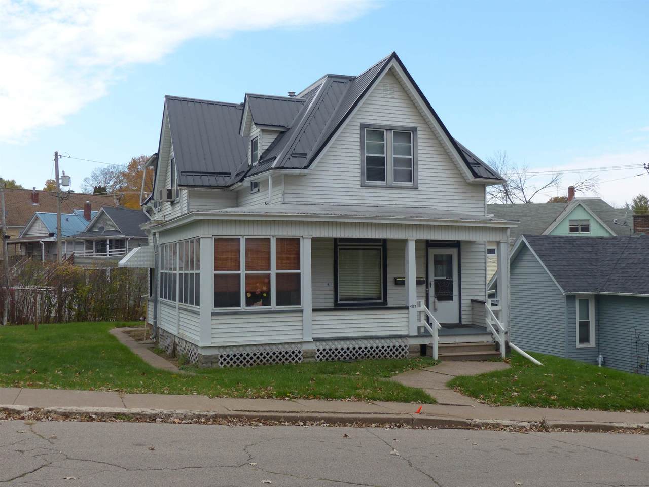 457 Burch Street - Photo 1