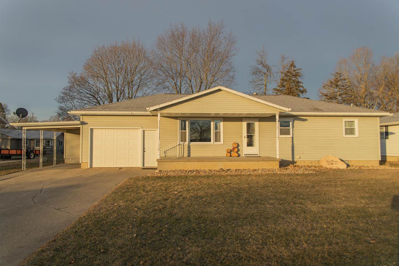 1110 2nd Street - Photo 1