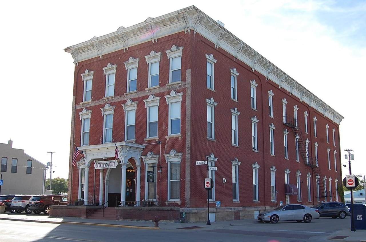 128 Main Street - Photo 1