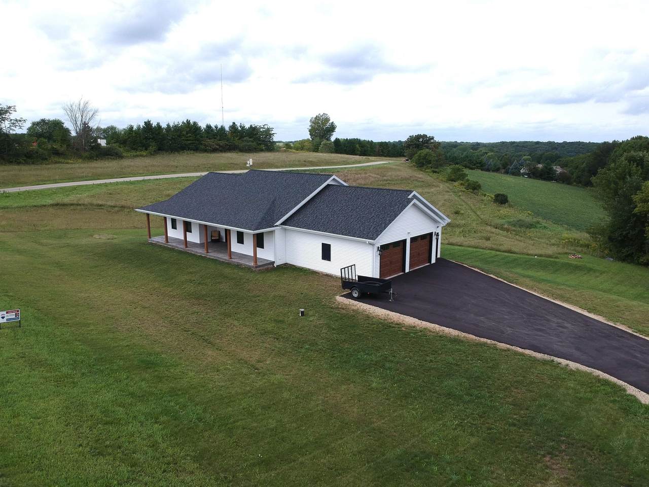 4360 Green Leaf Drive - Photo 1