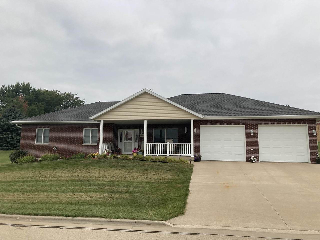 5897 Arthur Street - Photo 1