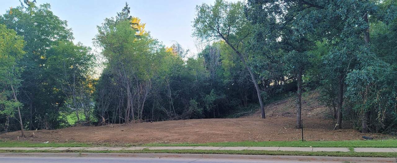 1405 Kelly Lane - Photo 1