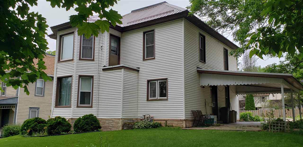 407 4th Street - Photo 1