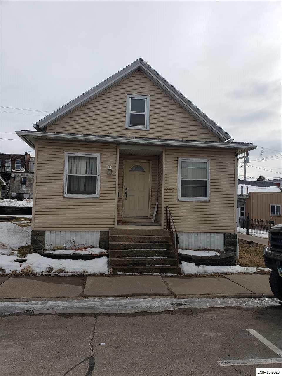 215 2nd Ave Ne Avenue - Photo 1