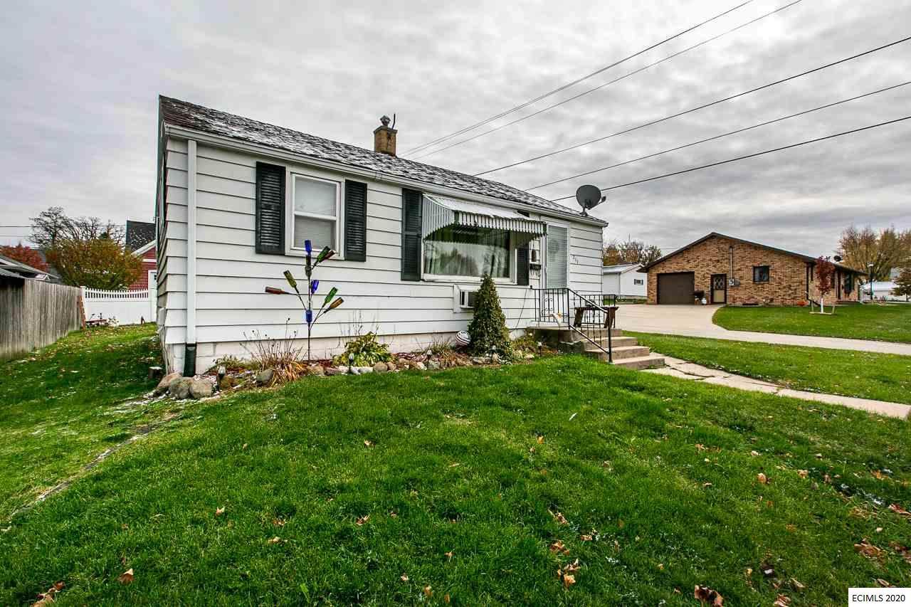 211 6th St Se. - Photo 1