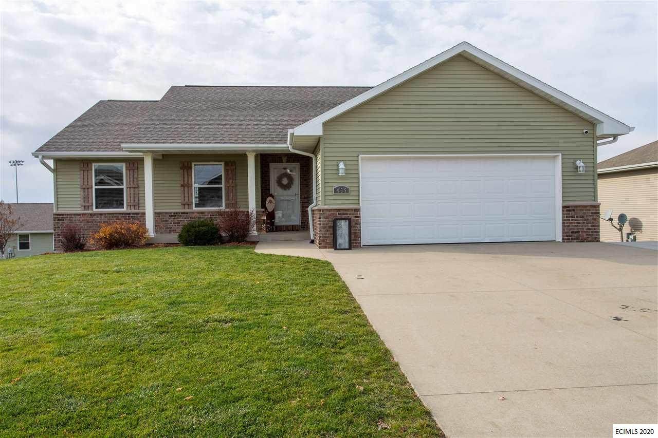 435 Lezlie Drive - Photo 1
