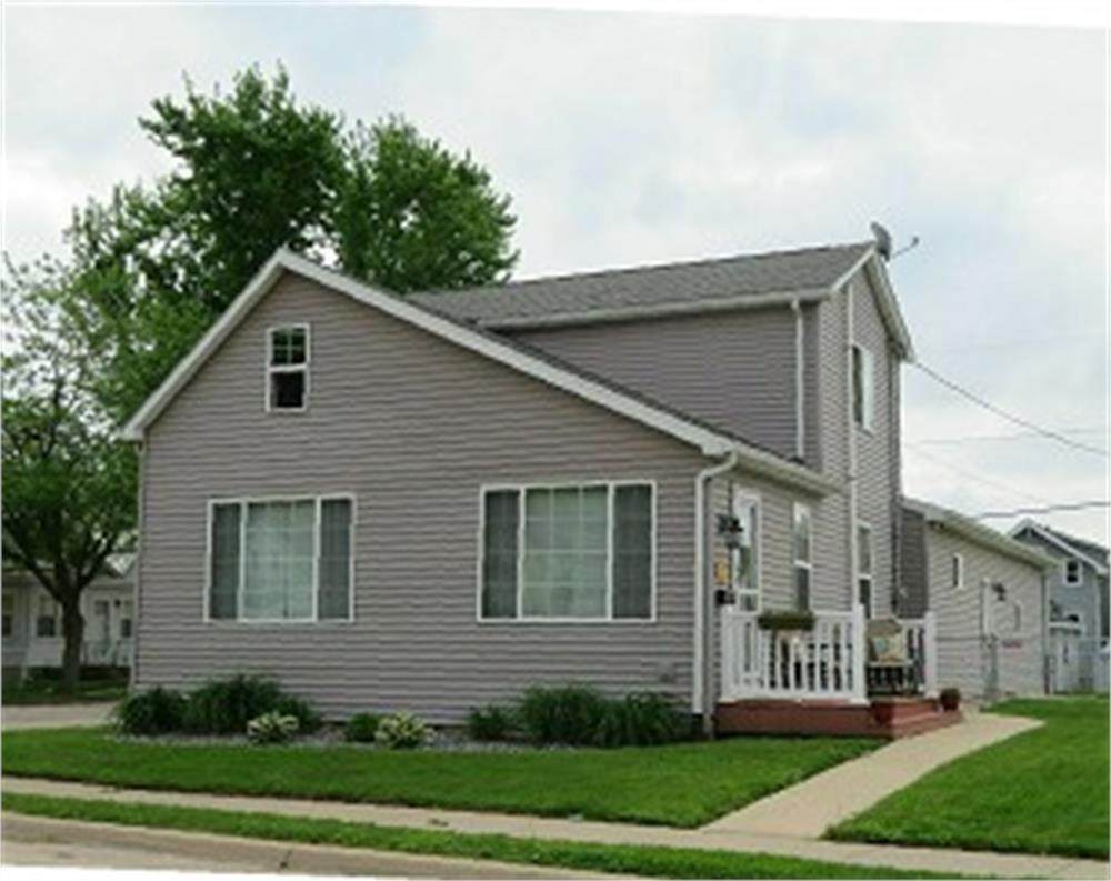 1526 Lincoln Avenue - Photo 1