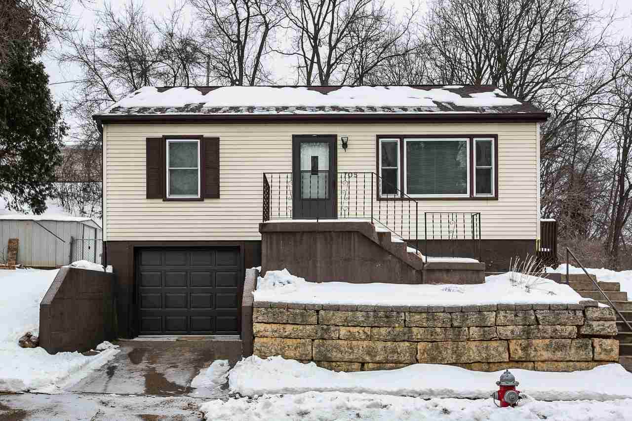 705 Lowell Street - Photo 1