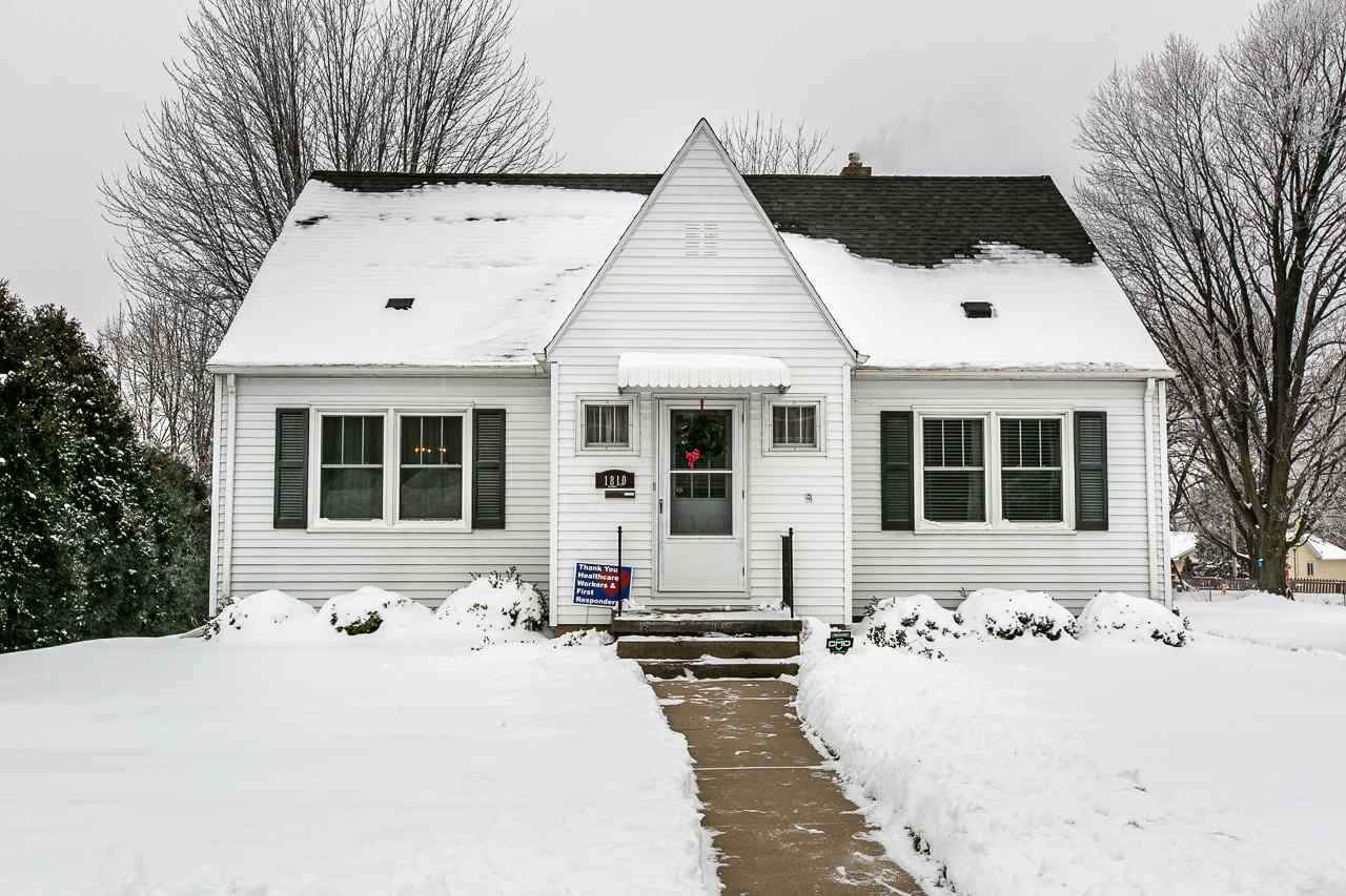 1810 Lombard Street - Photo 1