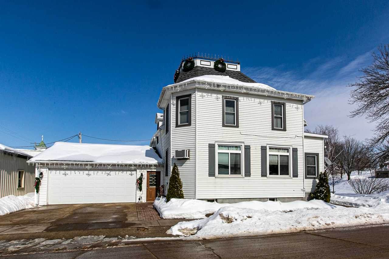 403 Union Street - Photo 1
