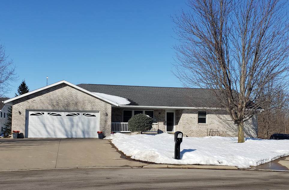 735 Willow Ridge Street - Photo 1