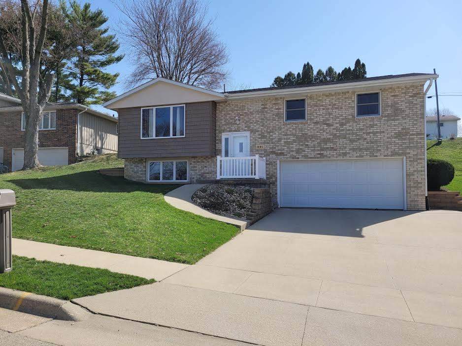 891 Berkley Place - Photo 1