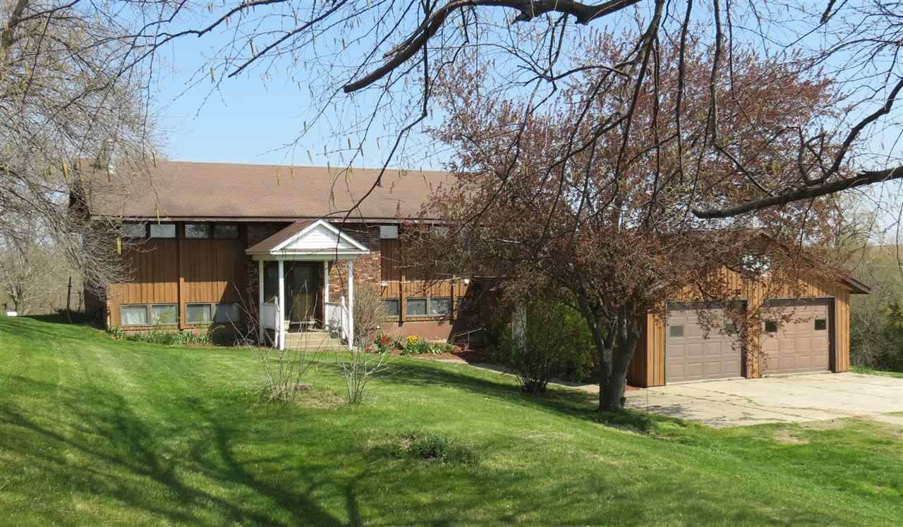 2524 258th Avenue - Photo 1