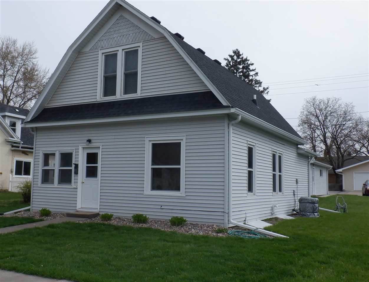 507 2nd Street - Photo 1
