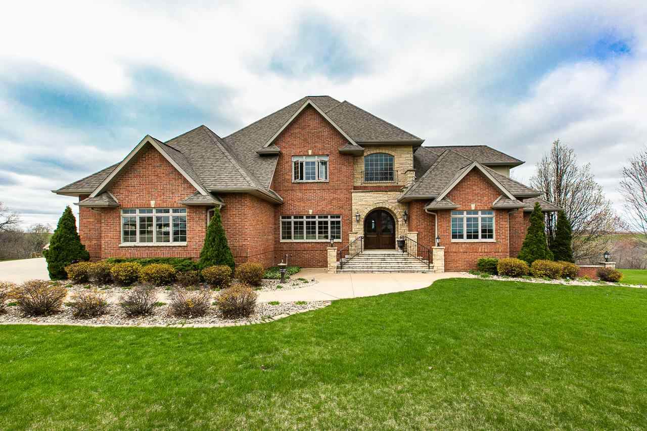 20999 Country Squire Lane - Photo 1