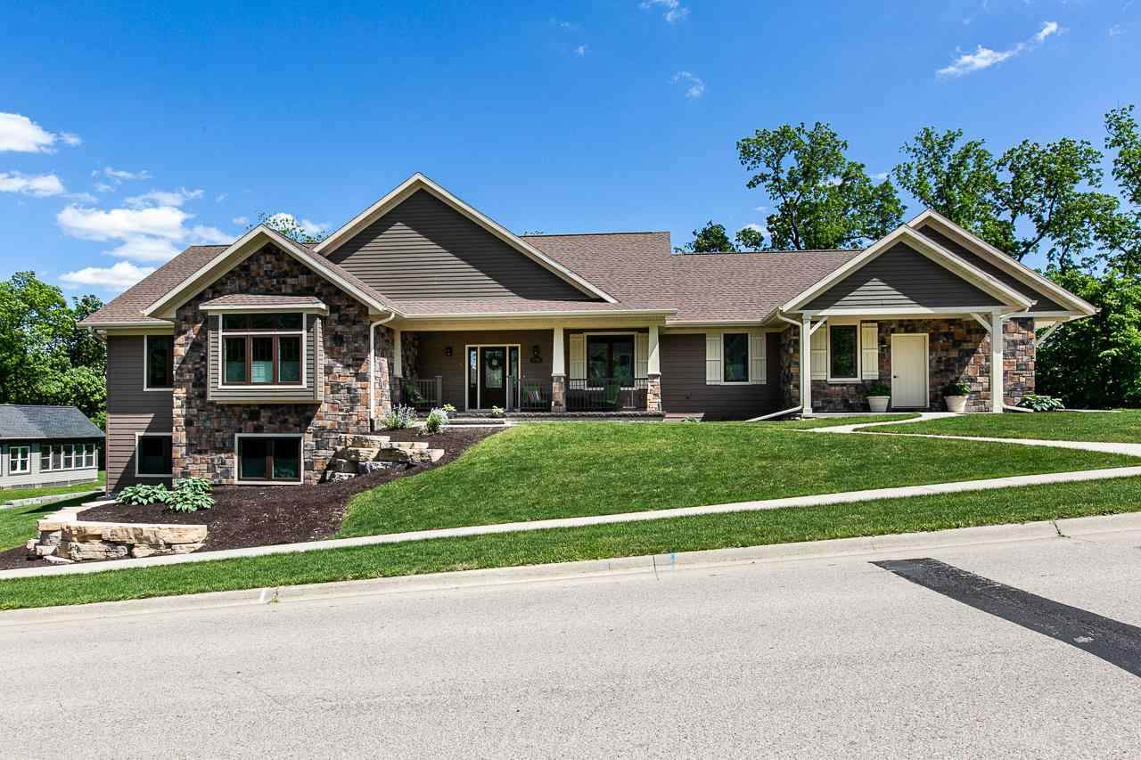 1780 Creek Wood Drive - Photo 1