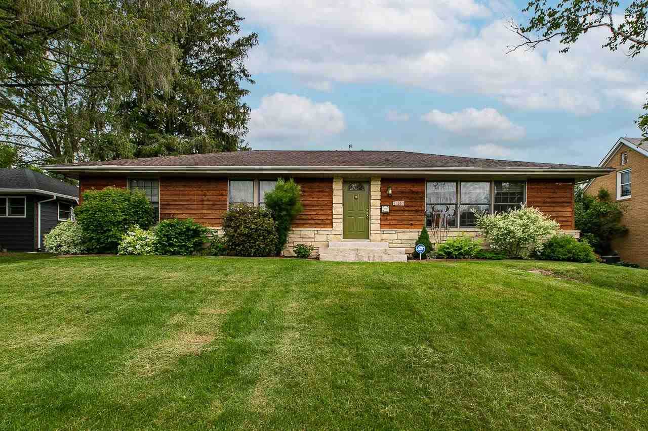 1283 Blackhawk Drive - Photo 1