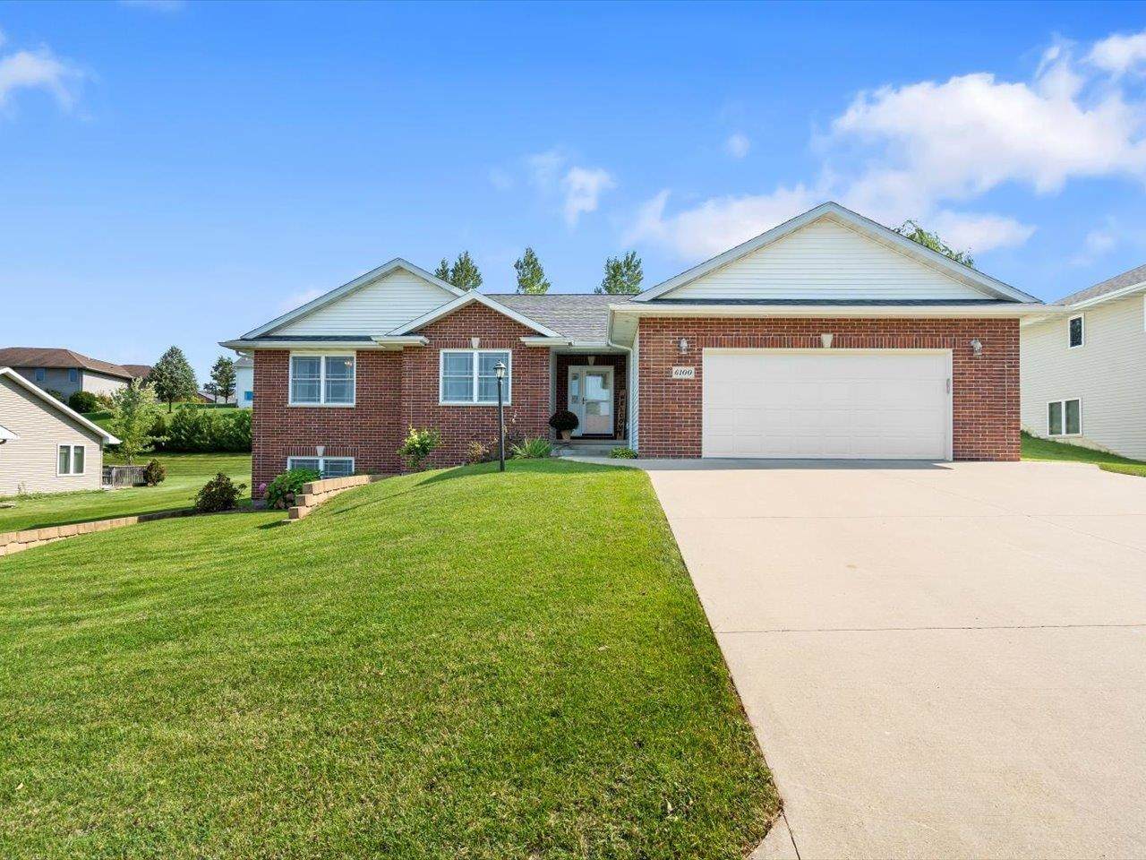 6100 Valley Wood Court - Photo 1