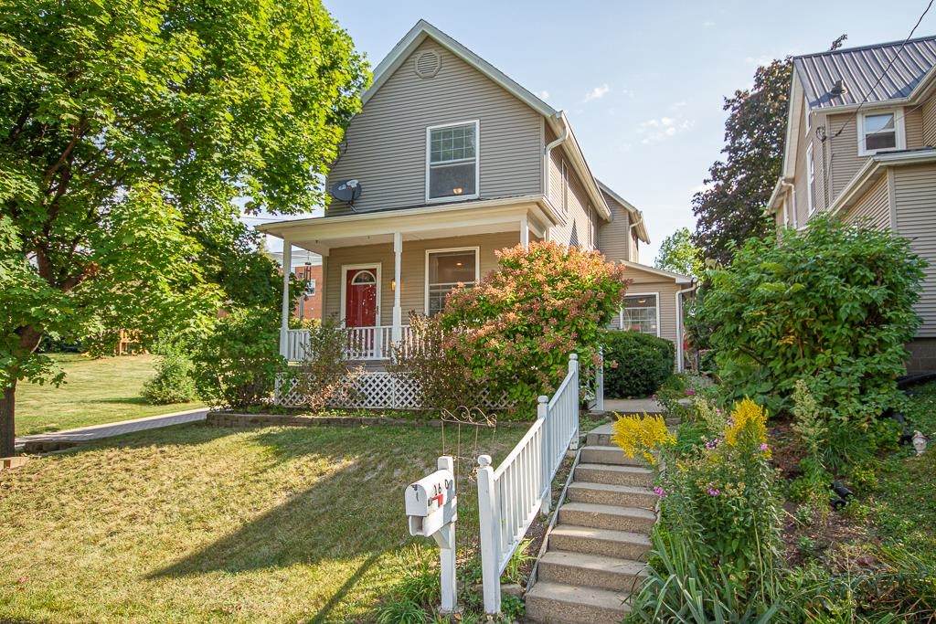 1670 Wood Street - Photo 1
